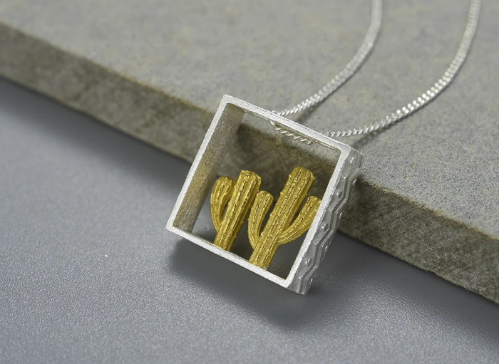Colier Marissa, din argint placat cu aur 18K, cu pandantiv model cactus - Colecția Metamorphosis [6]