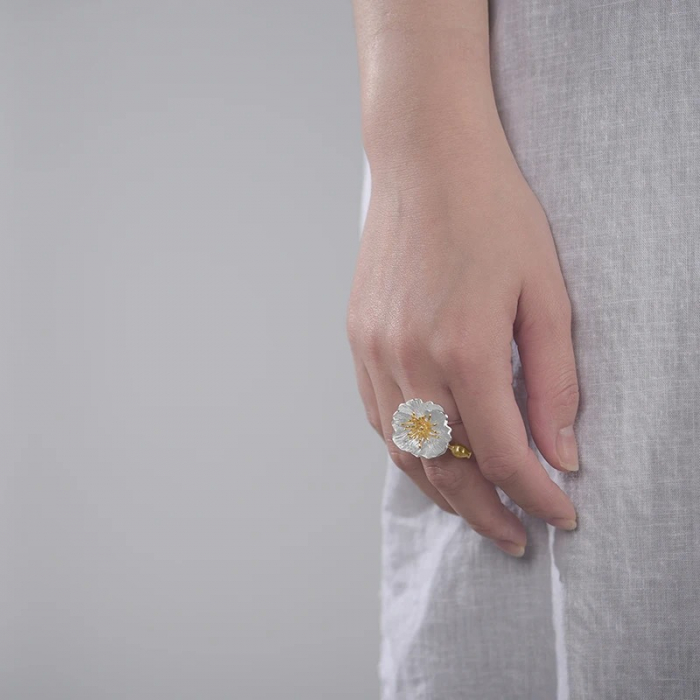 Set Bloom, inel și cercei, din argint placat cu aur 18K, cu model floral - Colecția Metamorphosis [8]