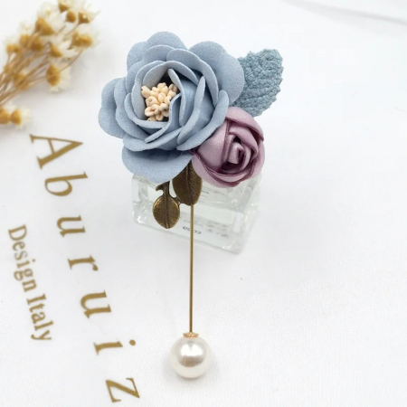 Broșă Rayme, bleu cu roz, handmade, din material textil, cu perle și model floral [1]