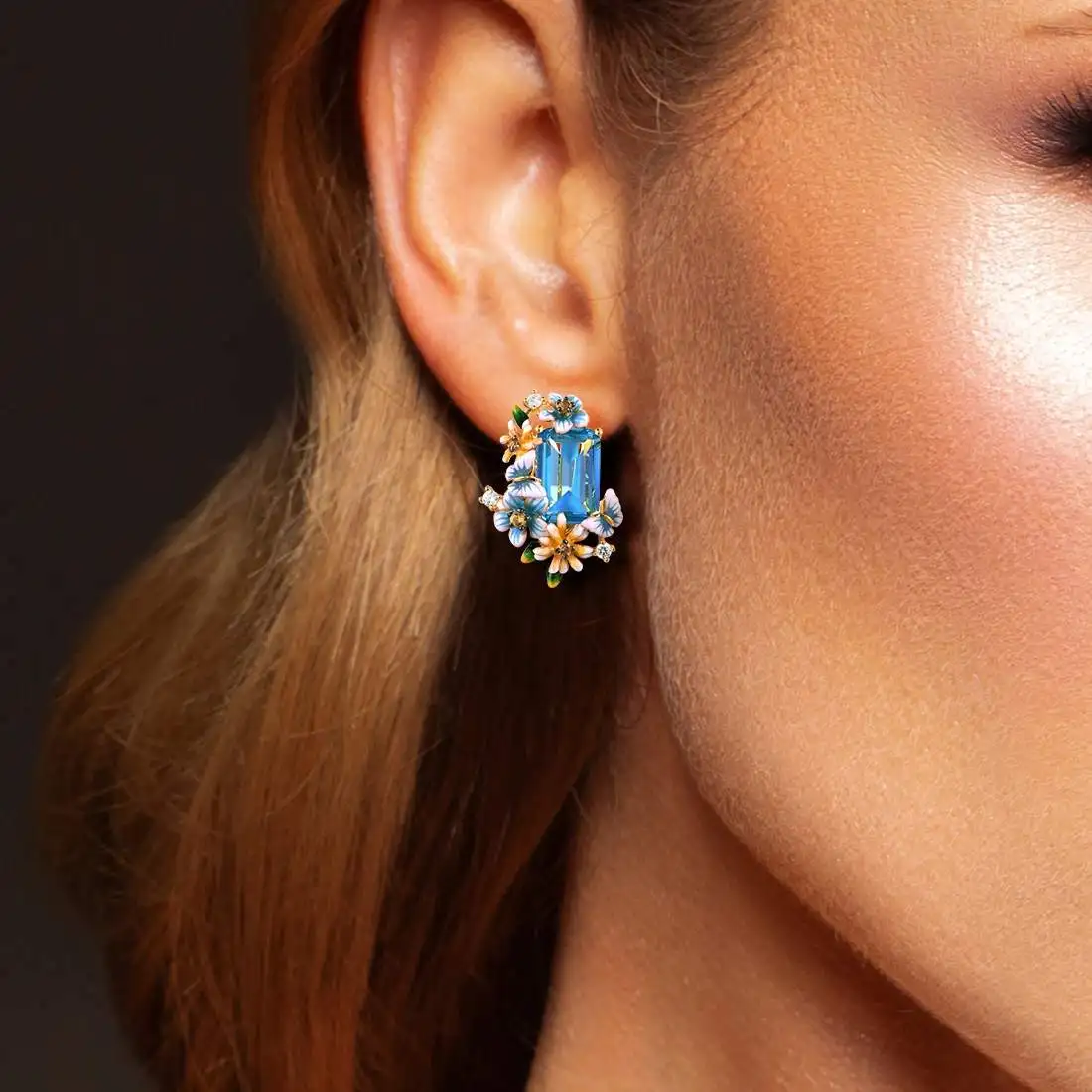 Cercei Annelise, din zirconiu și email pictat manual, placați cu aur 18K, model flori și fluturi - Colecția Fable [3]