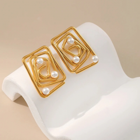 Cercei Novalee, aurii, cu perle și model labirint, din oțel inoxidabil placat cu aur 18K - Colecția Universe of Pearls [1]