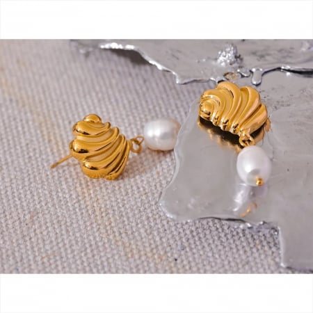 Cercei Naomi, aurii, din oțel inoxidabil și perle naturale de cultură, placați cu aur 18K - Colecția Universe of Pearls [3]