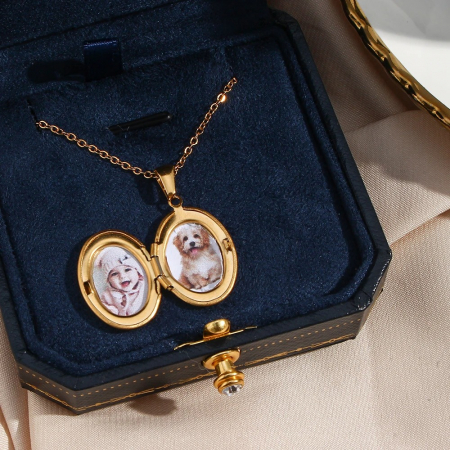 Colier Rhodes, auriu, din oțel inoxidabil placat cu aur 18K, cu pandantiv care se deschide (locket) [3]