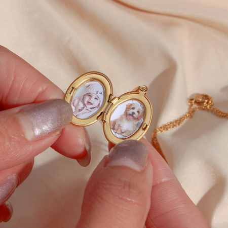 Colier Rhodes, auriu, din oțel inoxidabil placat cu aur 18K, cu pandantiv care se deschide (locket) [5]