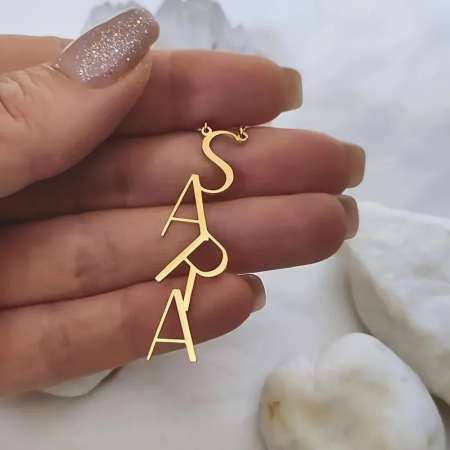 Colier personalizat Ava, cu pandantiv lung, din oțel inoxidabil placat cu aur 18K [1]