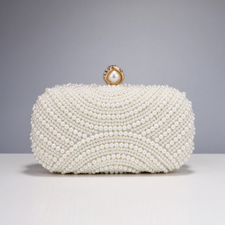 Geantă clutch de ocazie Mallory, albă, decorată cu perle [1]