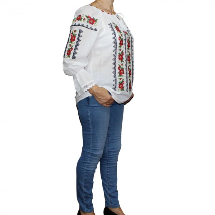 Ie dama traditionala LUIZA [3]