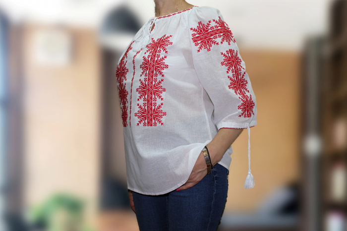 Ie dama traditionala BETTY [3]