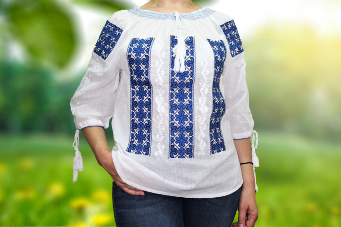 Ie dama traditionala CARMEN [2]