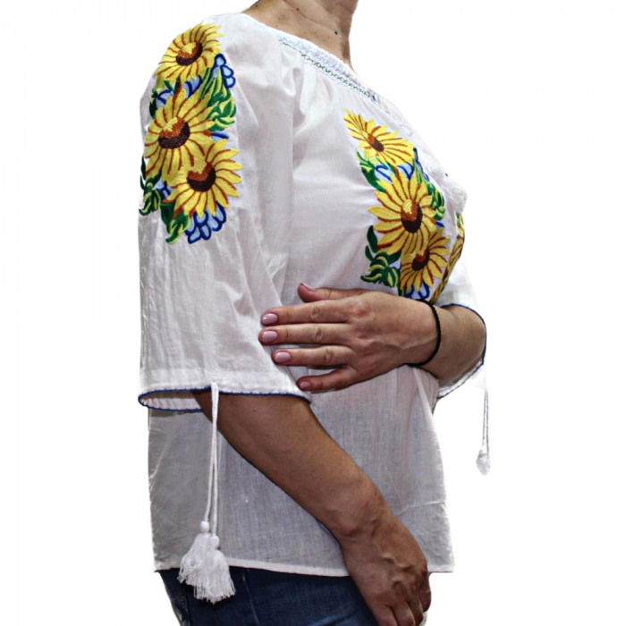 Ie dama traditionala DUMITRA [2]