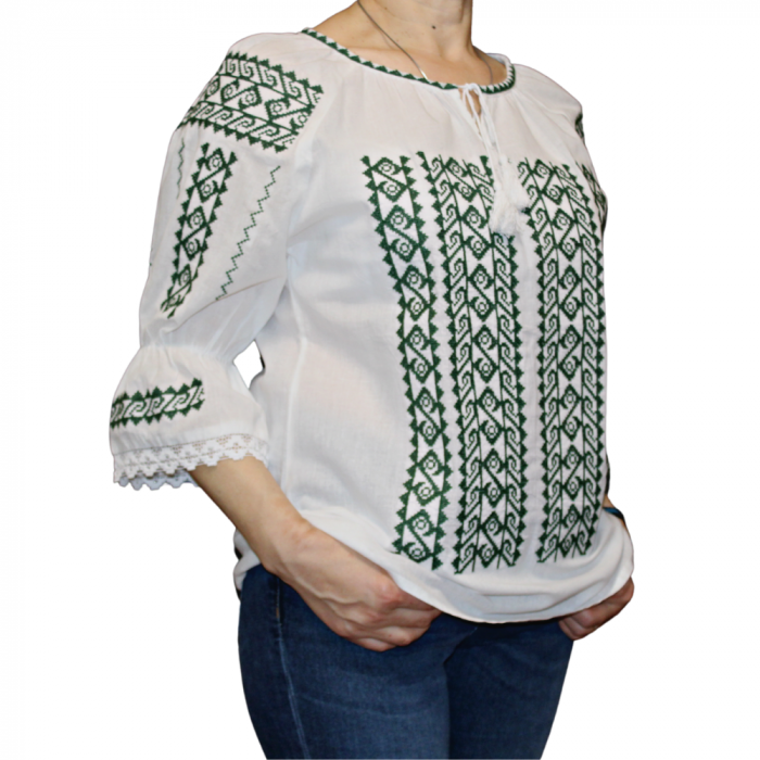 Ie dama traditionala ELISABETA 2 [3]