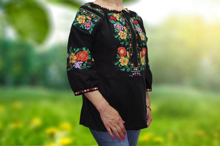 Ie dama traditionala GEANINA 1 [3]