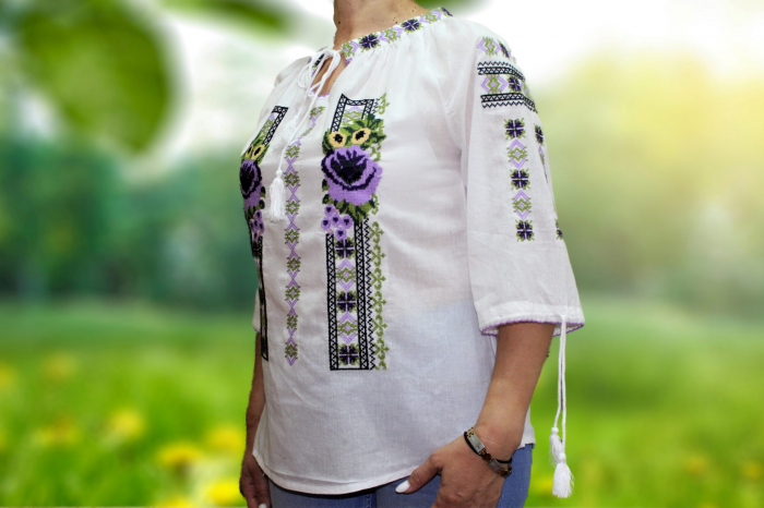 Ie dama traditionala LIGIA 1 [3]