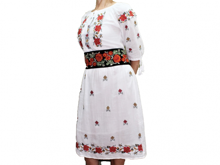 Rochie traditionala ELVIRA [3]