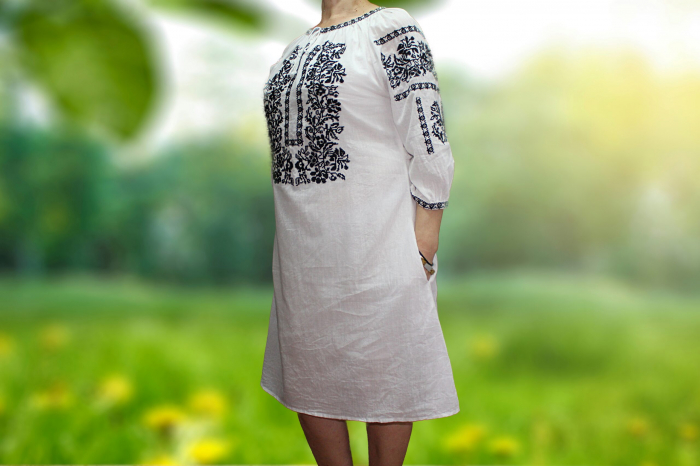 Rochie traditionala EMILIA 4 [2]