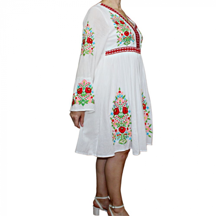 Rochie traditionala VALENTINA 1 [2]