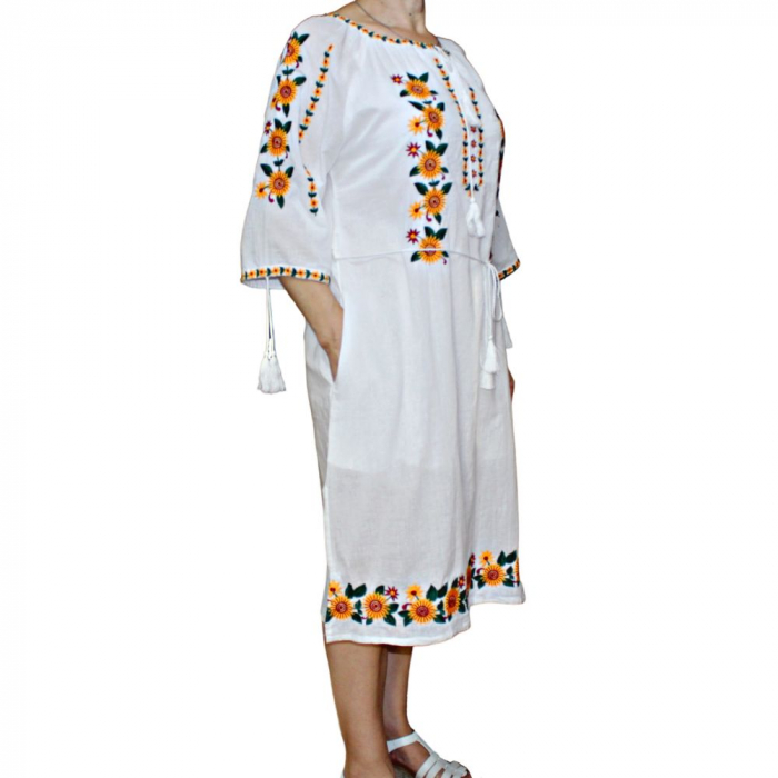 Rochie traditionala VICTORIA 2 [2]