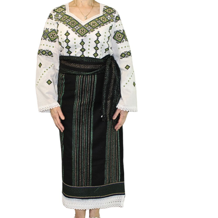 Fote si Catrinte - Catrinta dama" cu poale din dantela" ANCA