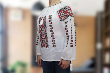 Ie dama traditionala ADINA 1 [2]
