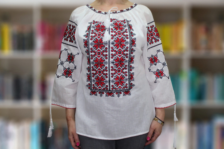Ie dama traditionala BLANCA [1]