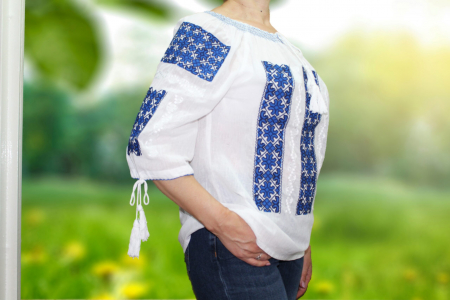 Ie dama traditionala CARMEN [2]