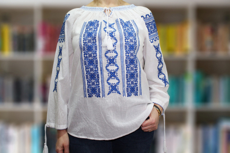 Ie dama traditionala CLARA [1]