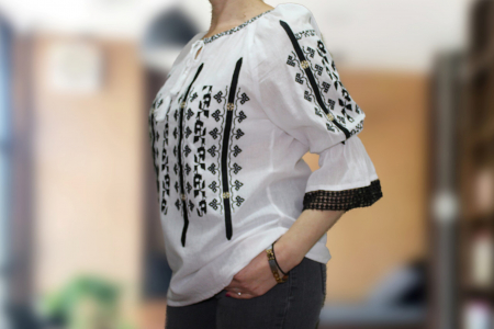 Ie dama traditionala CORINA 1 [2]
