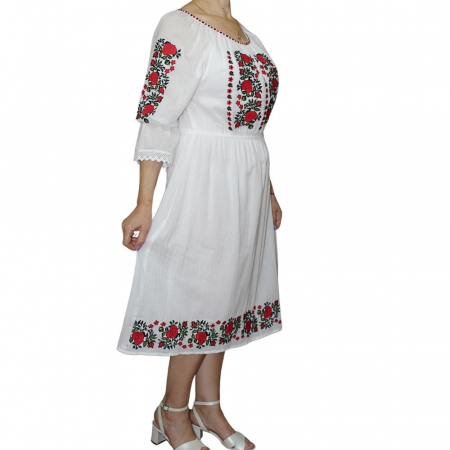 Rochie traditionala MARIANA [1]