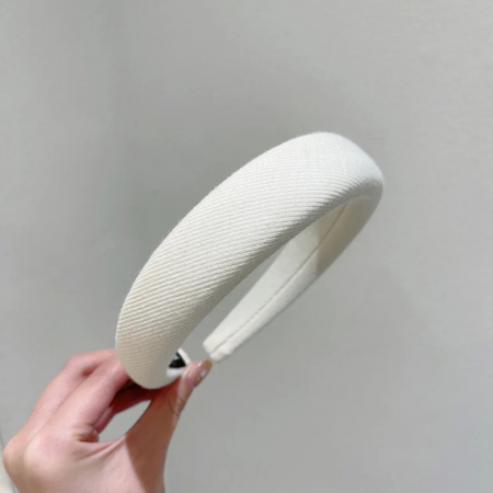 Cordeluta pentru par din material textil [2]