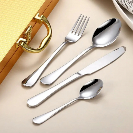 Set 4 tacamuri inox [1]