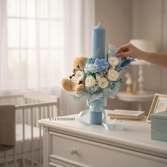 Lumanare Botez Baiat cu Flori Criogenate si Ursulet – Baby Blue, Model Premium 40 cm [2]
