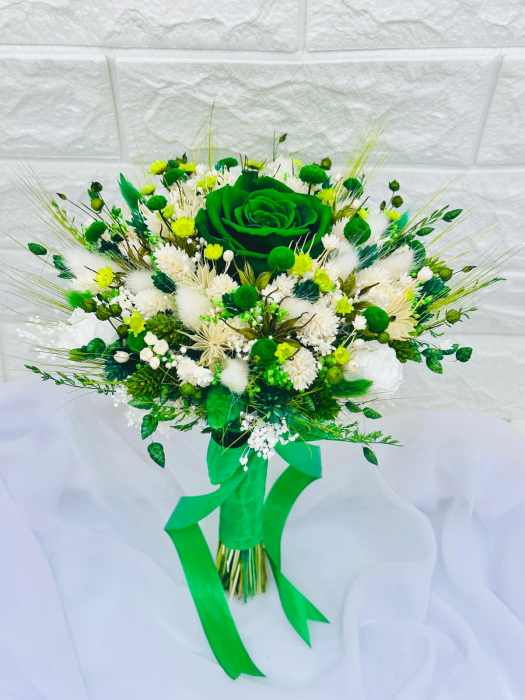 Buchet mediu personalizabil cu trandafir criogenat si flori  naturale uscate alb - verde smarald [3]