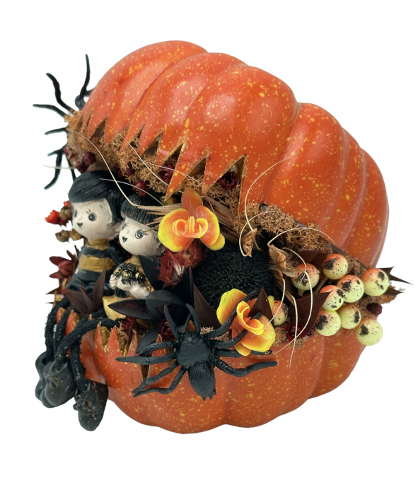 Aranjament floral mediu de Halloween cu flori uscate si figurine din rasina in dovleac (Portocaliu) [2]