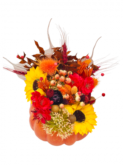 Aranjament floral mediu de toamna sau Halloween cu flori uscate si din foita de sapun in bostan (Portocaliu) [1]