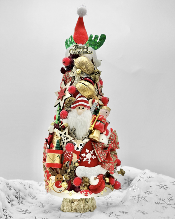 Bradut de Craciun din elemente naturale, figurine si potpourri (Multicolor) [3]