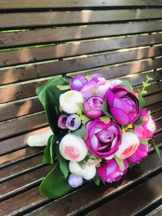 Buchet flori personalizabil, Eventissimi, 25 Bujori, Multicolor, predominant grena [3]
