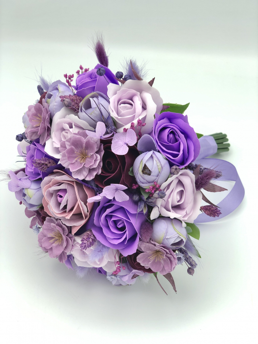 Buchet mediu personalizabil cu trandafiri, bujori, flori de cires, hortensii si plante uscate (Violet) [3]
