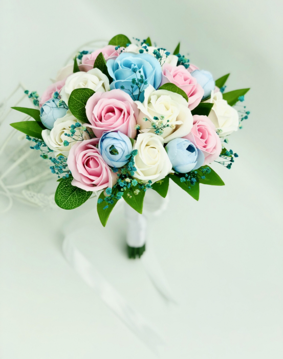 Buchet mediu personalizabil cu trandafiri, mini bujori si floarea miresei (Bleu, Multicolor) [2]