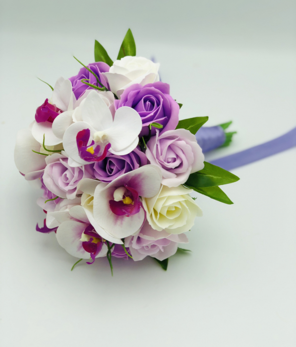 Buchet mediu personalizabil cu trandafiri si orhidee (Alb, Violet) [4]
