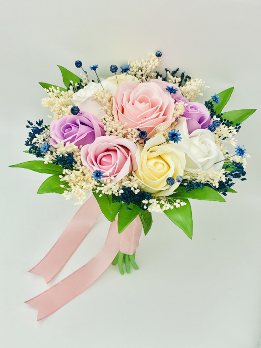 Buchet mic personalizabil cu trandafiri si floarea miresei (Roz, Multicolor) [4]