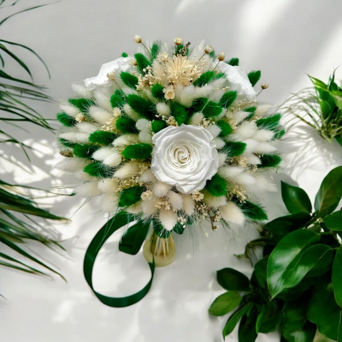 Buchet nasa sau mireasa, elegant cu trandafiri criogenați și plante naturale uscate - Culori vibrante, durabilitate excepțională [3]