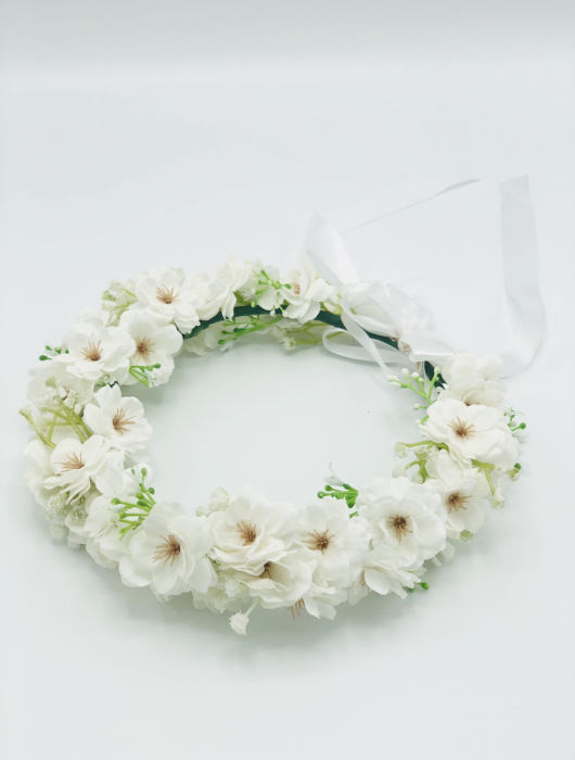 Coronita din flori albe de cires [4]
