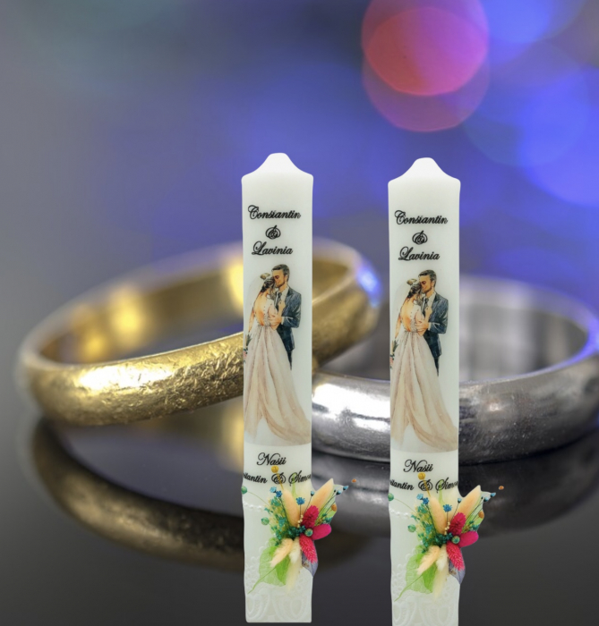 Set lumanari nunta, personalizabile cu nume si data, decorate cu flori uscate si silueta mire si mireasa multicolor [4]