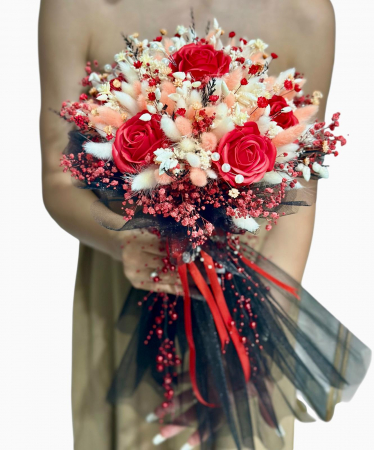 Magazin - Buchet nasa cu flori naturale uscate si trandafiri , personalizabil cromatic