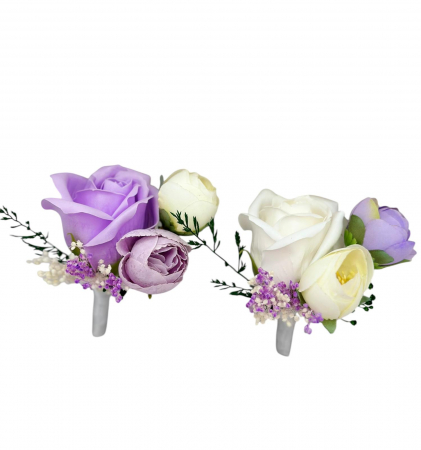 Cocarde - Set 2 Cocarde cu Trandafir din Săpun și Flori Naturale Uscate - Eleganță și Versatilitate