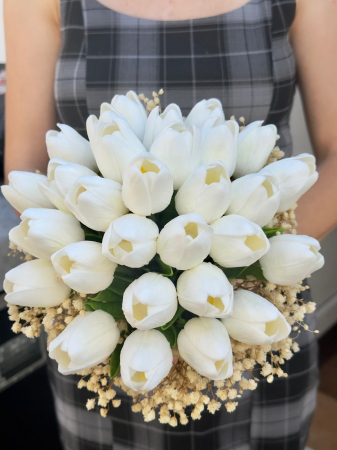 Buchet lalele albe , real touch si Gypsophilia- Floarea miresei, criogenata, rezistent peste ani [1]