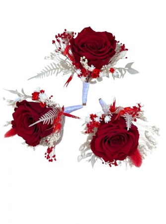 Cocarde - Set 3 Flori de piept personalizabile, Cocarde, Trandafiri criogenati mari rosii si Plante naturale uscate