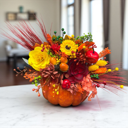 Aranjament floral de toamnă sau Halloween , în dovleac – decor handmade cu flori artificiale și naturale uscate [2]