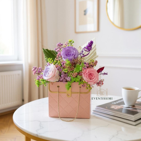 Poseta decorativa eleganta cu aranjament mov - verde, trandafiri si hortensie criogenate [1]