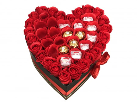 Aranjament Floral EVENTISSIMI - 20 de praline Ferrero Rocher & Rafaello, cutie „inima”, Rosu [1]